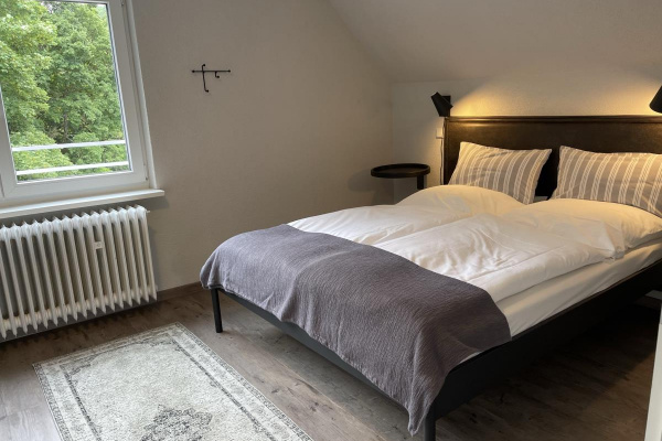 Schlafzimmer oben links 