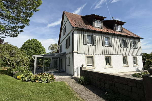 Ferienhaus im stillen Hain