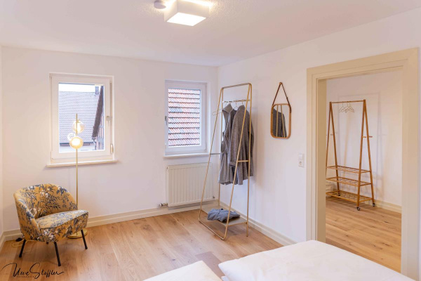 Trend - In einigen Schlafzimmern gibt es mobile Kleiderständer als Alternative zum Schrank