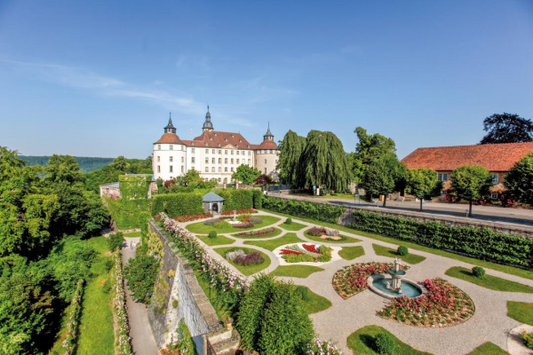 Der historische Barockgarten am Schloss ist Namensgeber dieser traumhaften Ferienwohnung